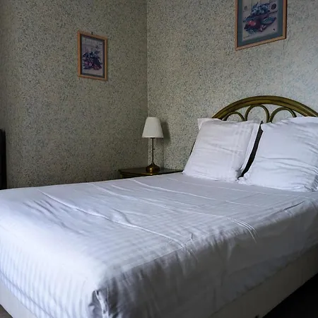 酒店 Du Saumon, Sur Avre 阿维河畔维内