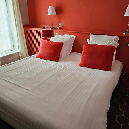 Du Saumon, Sur Avre 2*