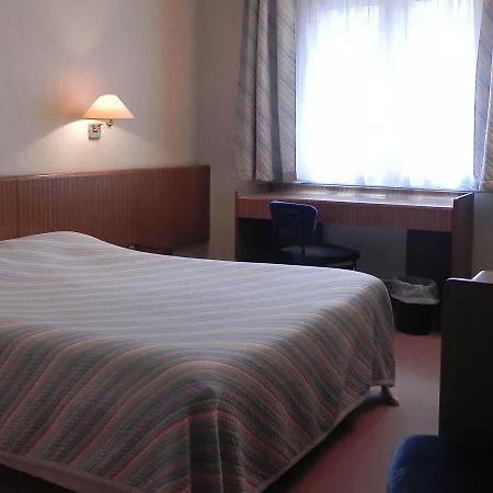 Du Saumon, Sur Avre Verneuil d'Avre et d'Iton