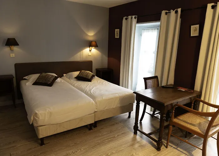 Du Saumon, Sur Avre 2*