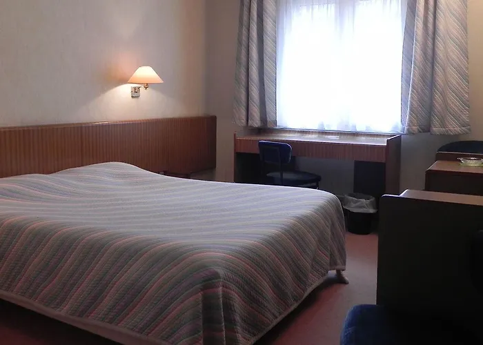 Du Saumon, Sur Avre Verneuil d'Avre et d'Iton